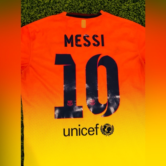 2012 FC Barcelona Messi Away Kit (Authentic) - Picture 3 of 6